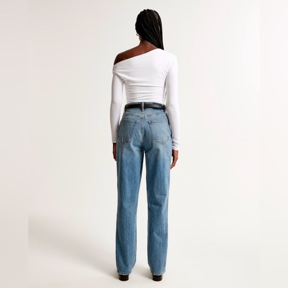 NWT Abercrombie and Fitch Ultra High Rise 90s Straight Jean Size 28 - Picture 4 of 15